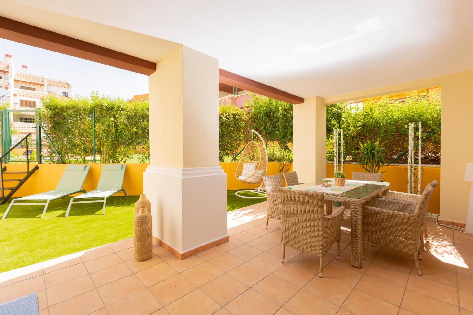 Pura Villa- Buganvillas איאמונטה מראה חיצוני תמונה