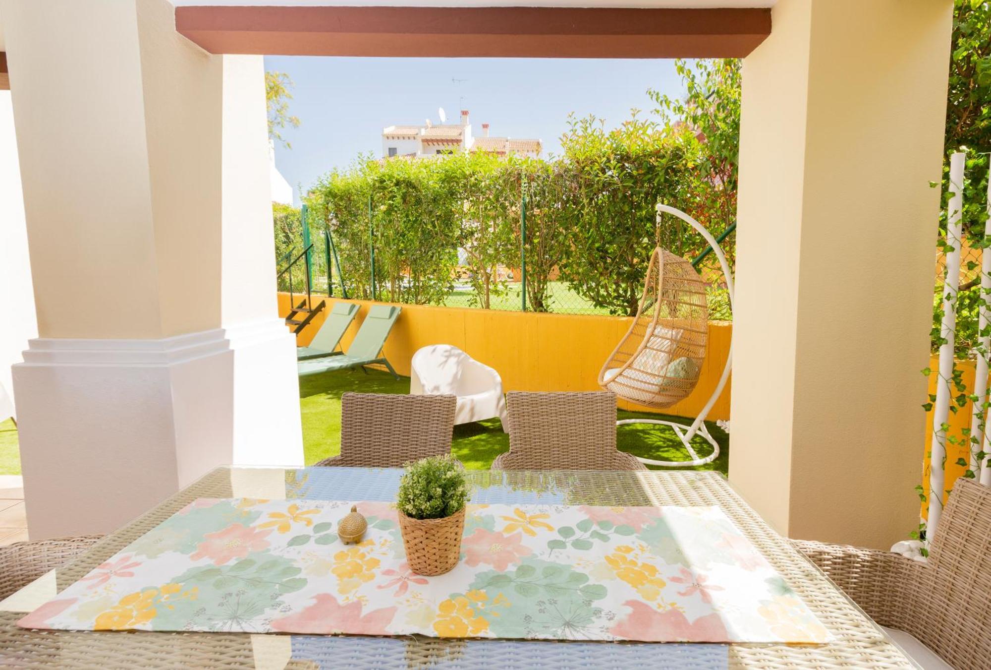 Pura Villa- Buganvillas איאמונטה מראה חיצוני תמונה